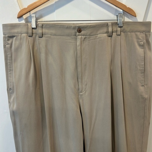 Joseph & Feiss 100% Silk Pleated Khaki Dress Pants Size 44 - Picture 4 of 8